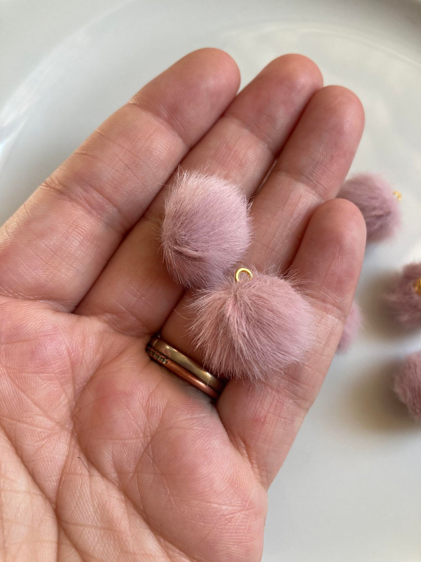 Plush Pompoms 18mm