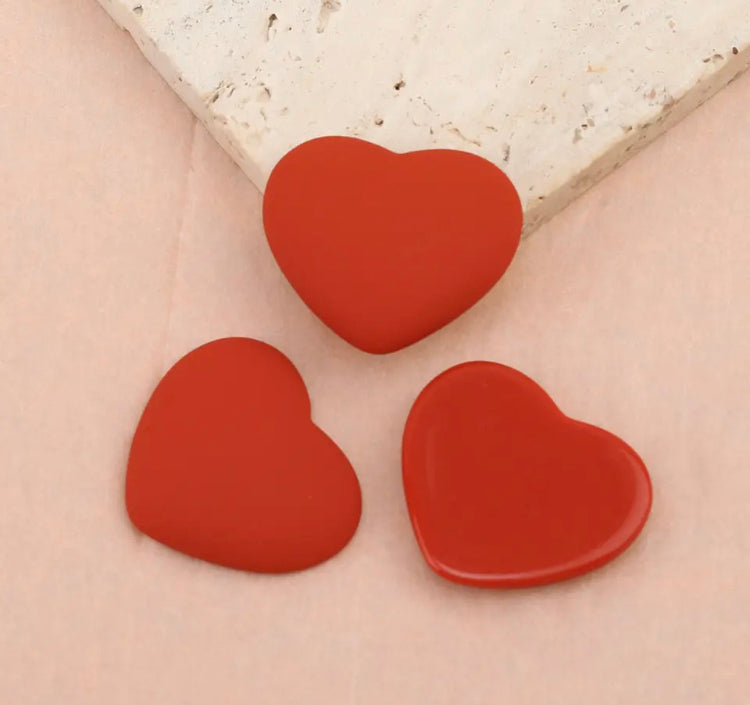 Matte Hearts 23x27mm