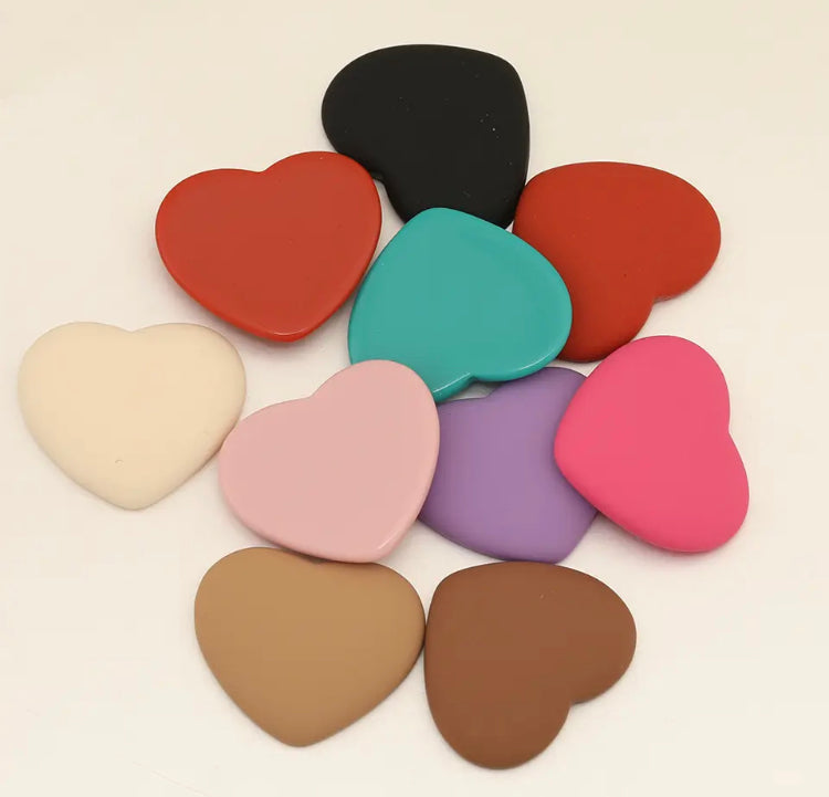 Matte Hearts 23x27mm