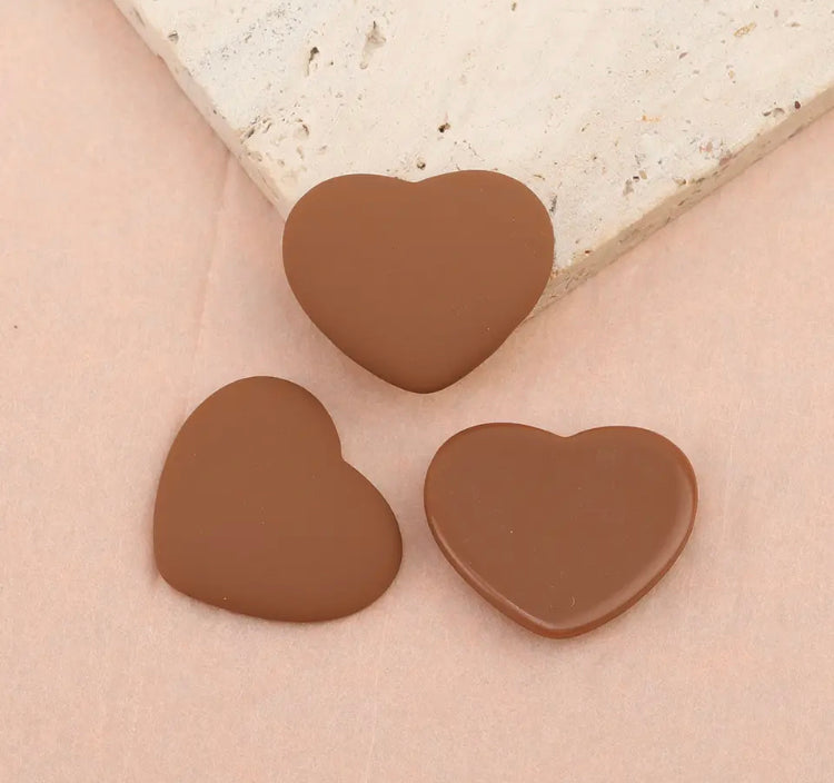 Matte Hearts 23x27mm