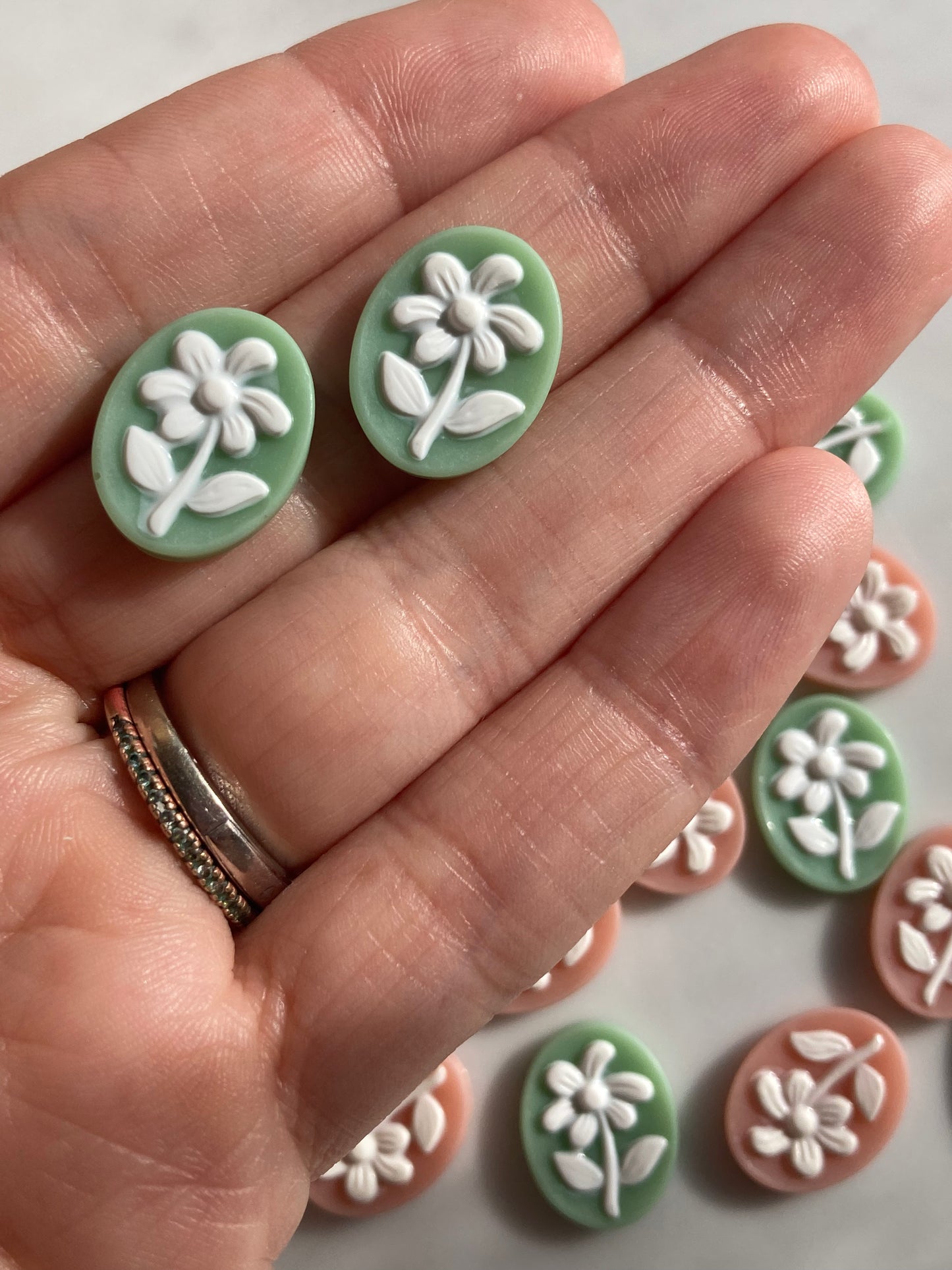 Embossed Flower Cabs - 18x14mm