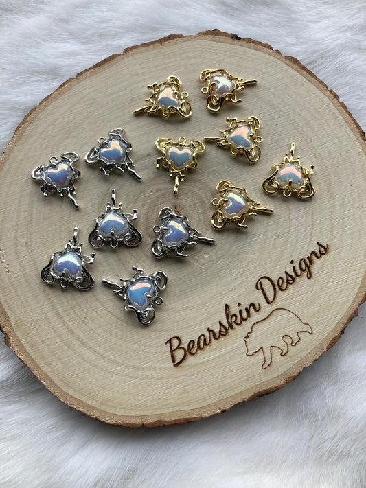 Pearlescent Drippy Heart Charms 26x22mm