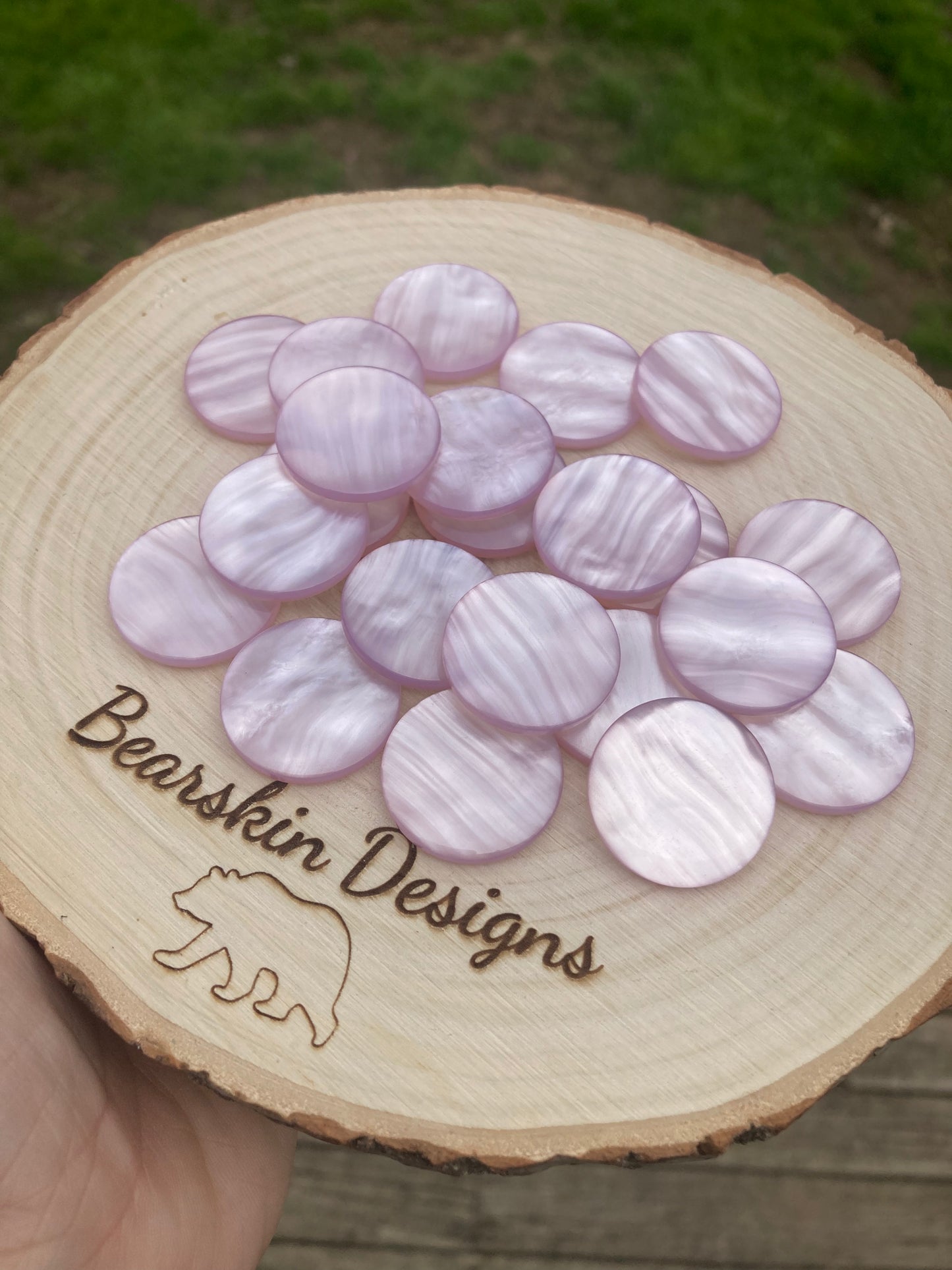 Pearlescent Resin Rounds 25mm