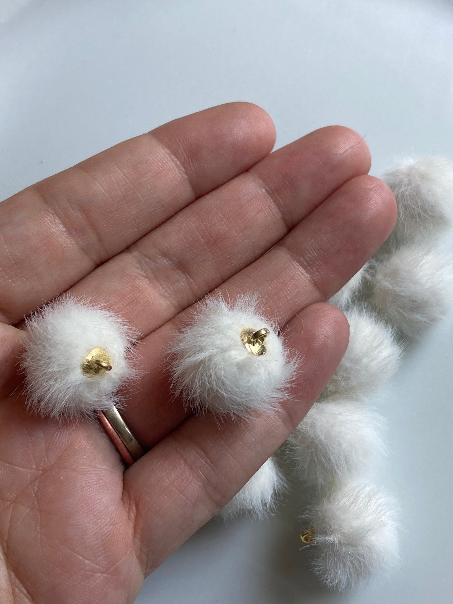 Plush Pompoms 18mm