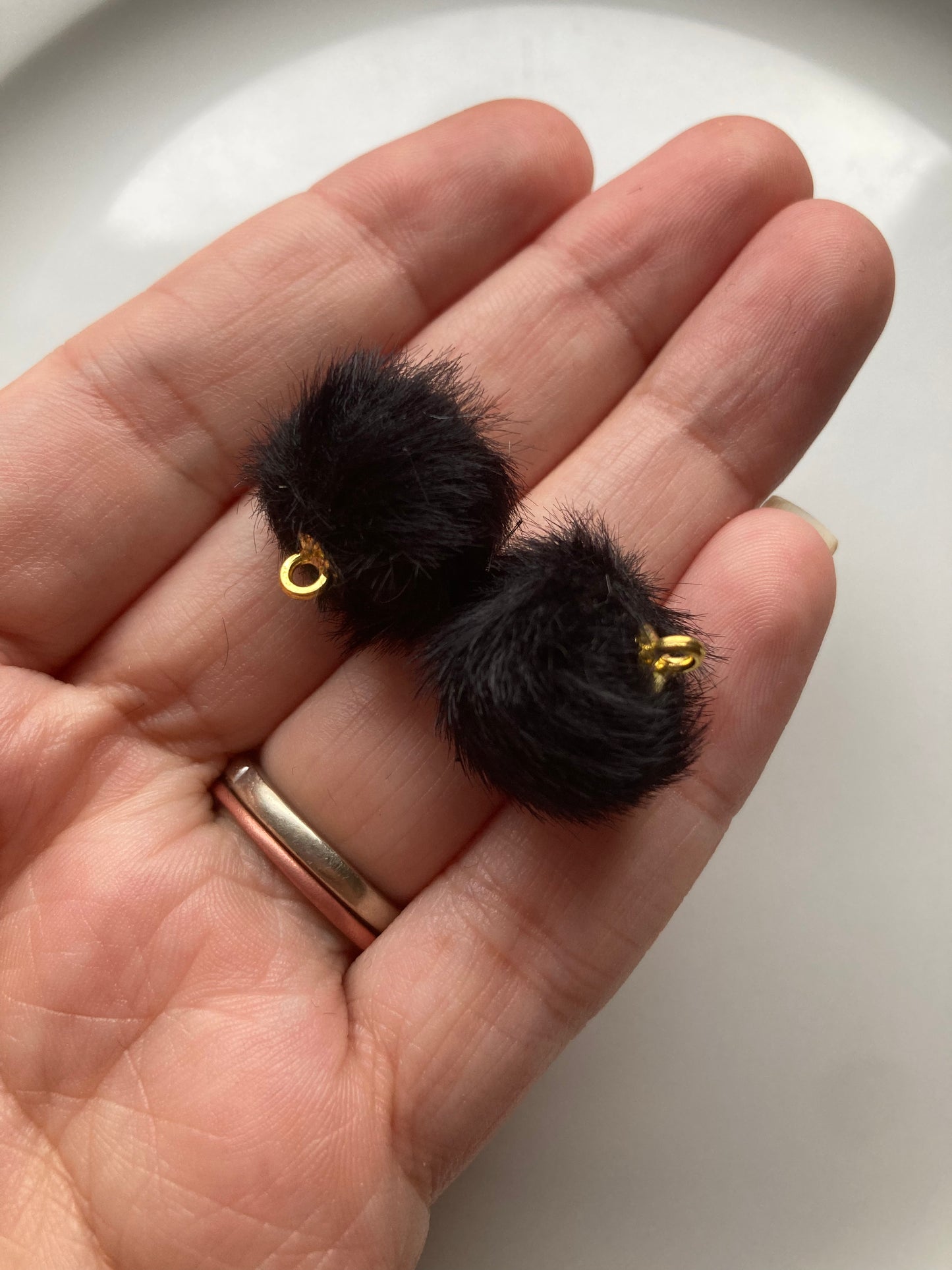 Plush Pompoms 18mm