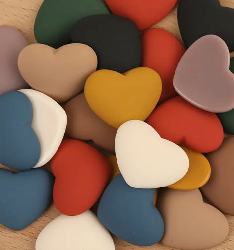 Matte Hearts 17x22mm