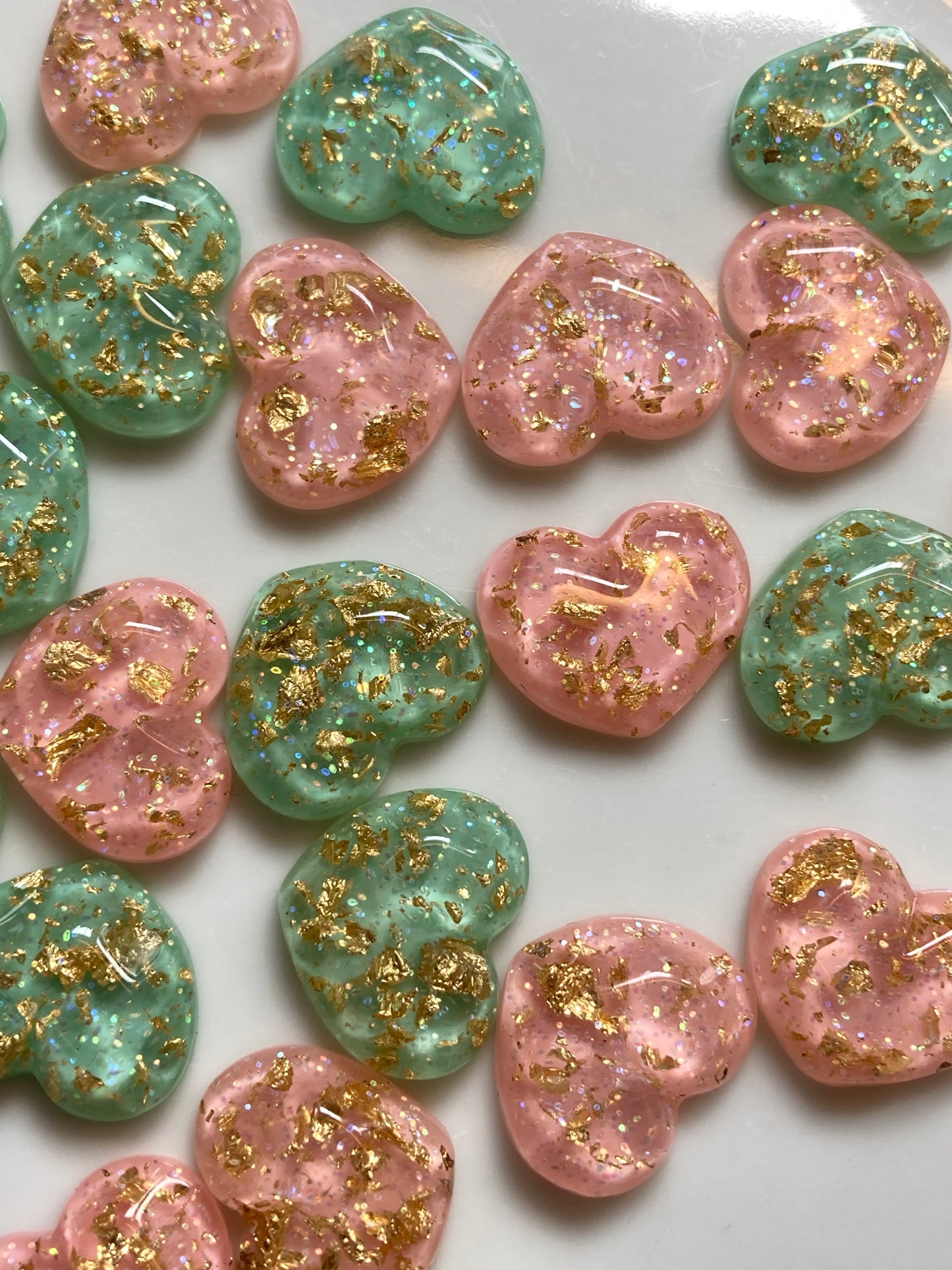 Foil Hearts 22x18mm